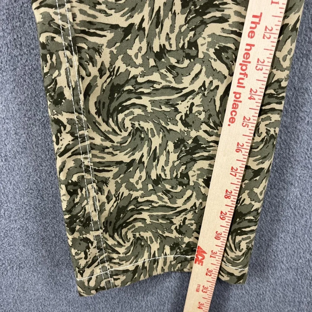 True Religion Cargo pants Men's 30 X 32‎ Abstract Camo Hunting camouflage